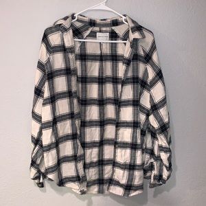 American eagle flannel in size medium. In great condition